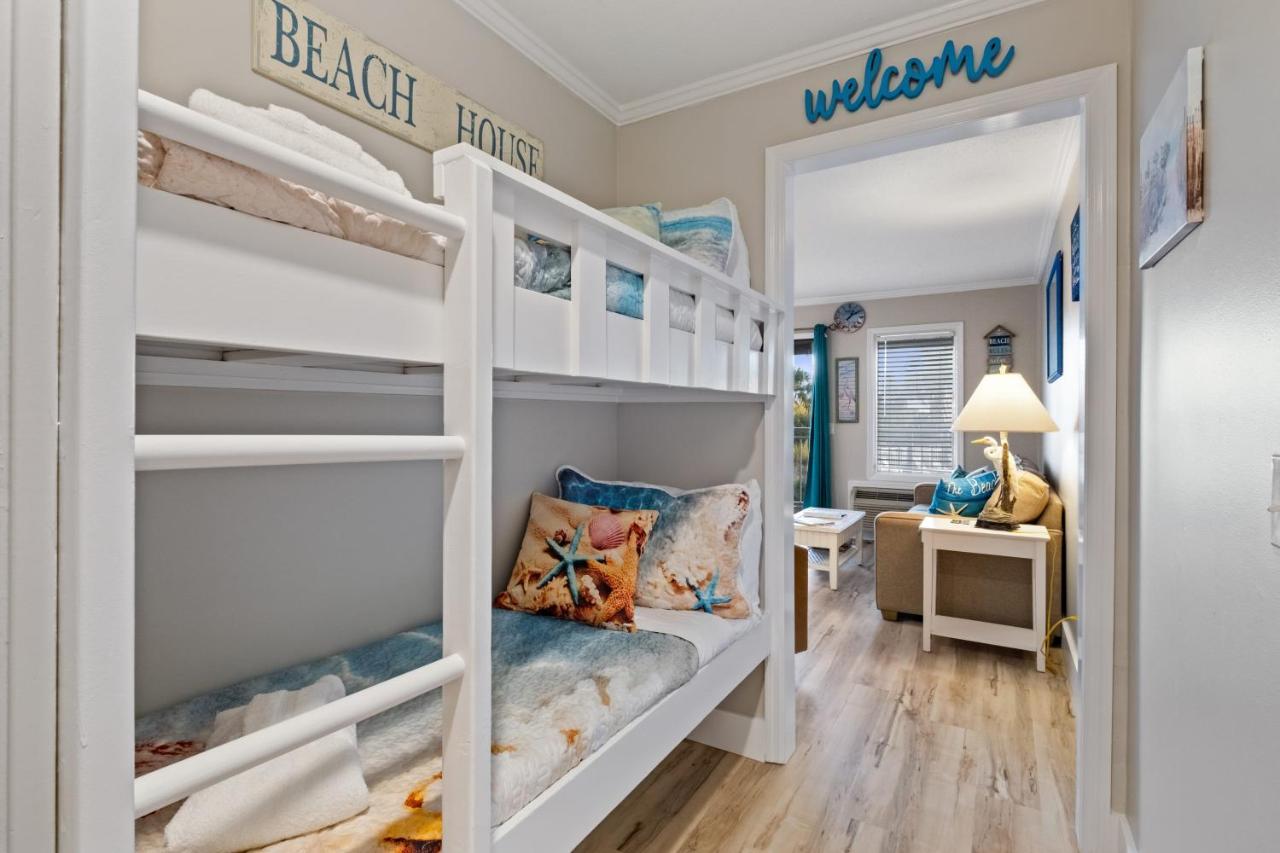 Ocean Dunes #111, In Coligny Beach, 43 S Forest Dr, Hilton Head Sc, Oceanfront Condo, Heated Pool, By Vacation Hhi Apartahotel *