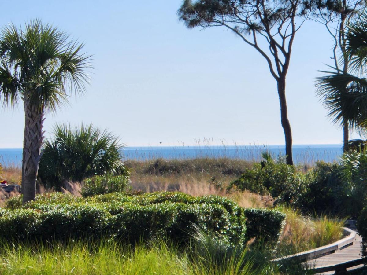Ocean Dunes #111, In Coligny Beach, 43 S Forest Dr, Hilton Head Sc, Oceanfront Condo, Heated Pool, By Vacation Hhi *