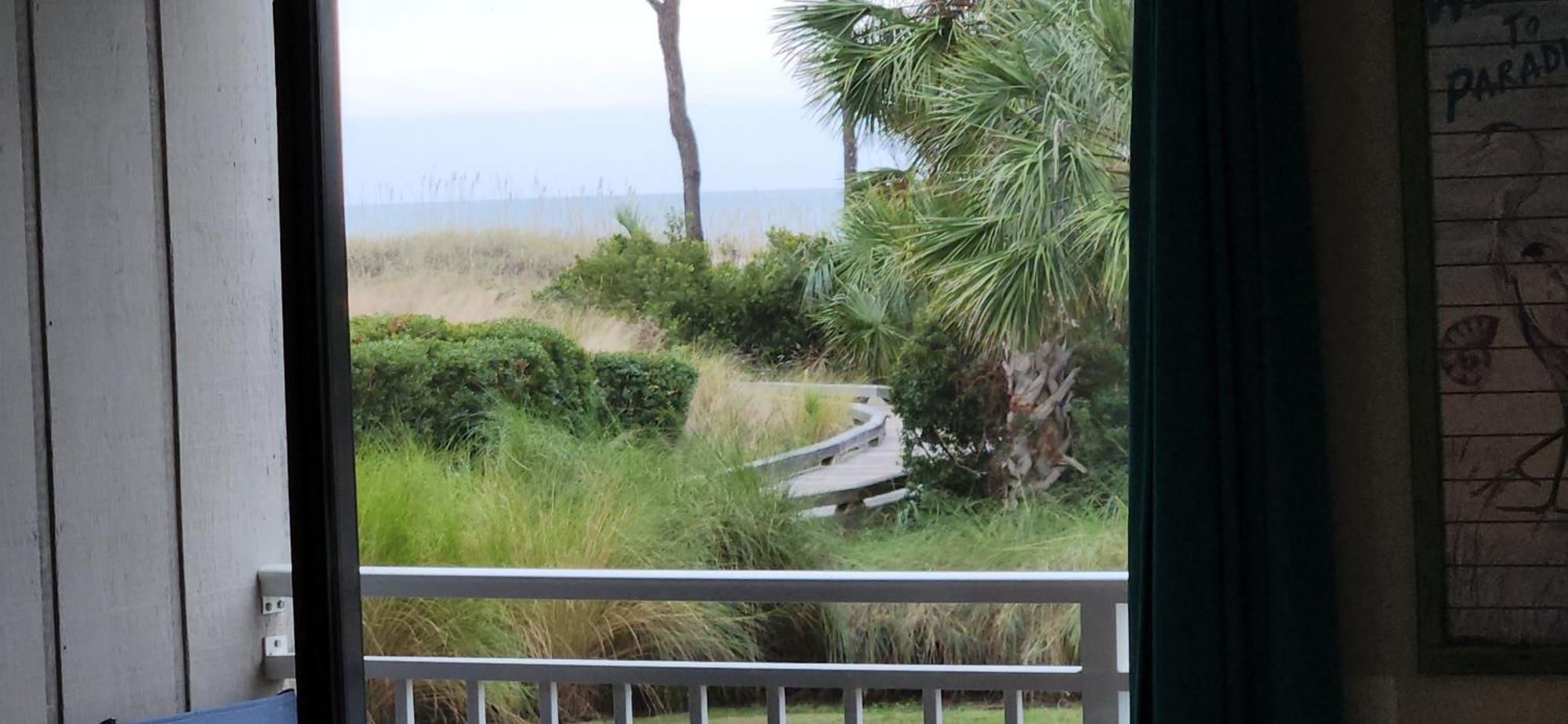 Ocean Dunes #111, In Coligny Beach, 43 S Forest Dr, Hilton Head Sc, Oceanfront Condo, Heated Pool, By Vacation Hhi Apartahotel